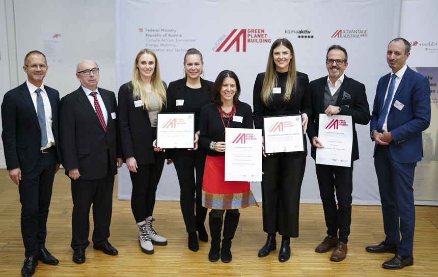 v.l.n.r. Patrick Sagmeister stv. Abteilungsleiter AUSSENWIRTSCHAFT AUSTRIA, Silvio Kus Gesandter der Botschaft der Republik Kroatien, Eva Prenner, Virginia Rudics, Ursula Reiner, Adrijana Bajric von ATP architekten ingenieure, Michael Haugeneder ATP sustain, Jürgen Schneider Sektionschef Bundesministerium für Klimaschutz © Eva Manhart für AGPB 